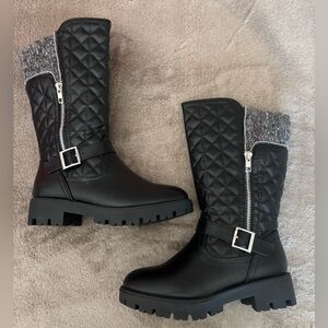 NIB XOXO Size 2 Black Rugged Sole Boots